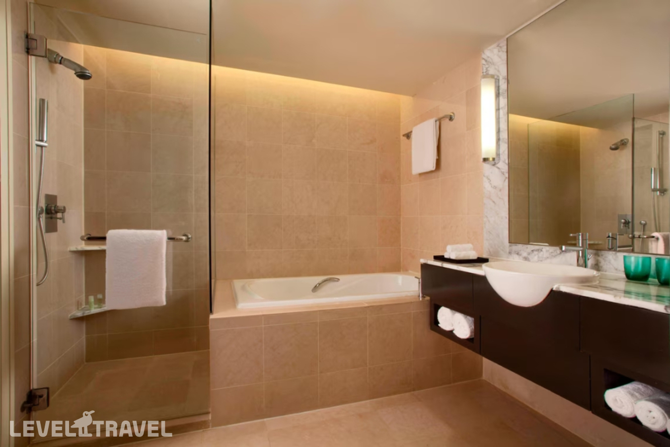 фотографии номера Резиденция с 2 комнатами отеля The Westin Kuala Lumpur в Малайзия(Куала-Лумпур) - фото №5