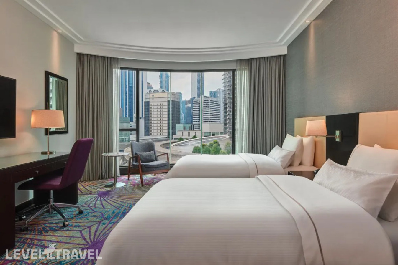 фотографии номера Резиденция Club Lounge Access с 2 комнатами отеля The Westin Kuala Lumpur в Малайзия(Куала-Лумпур) - фото №1
