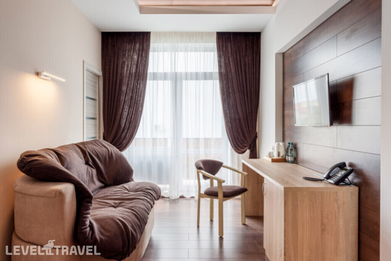 Двухместный номер Superior с 2 комнатами с балконом двуспальная кровать — фото 6
