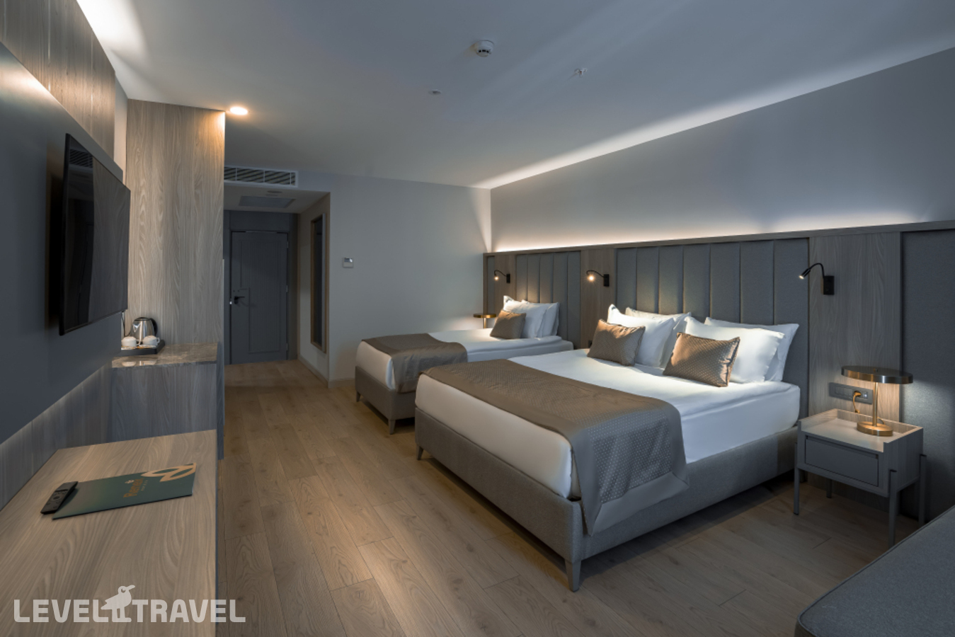 фотографии номера Трехместный номер отеля Renex Hotel в Турция(Анталья - Центр) - фото №1