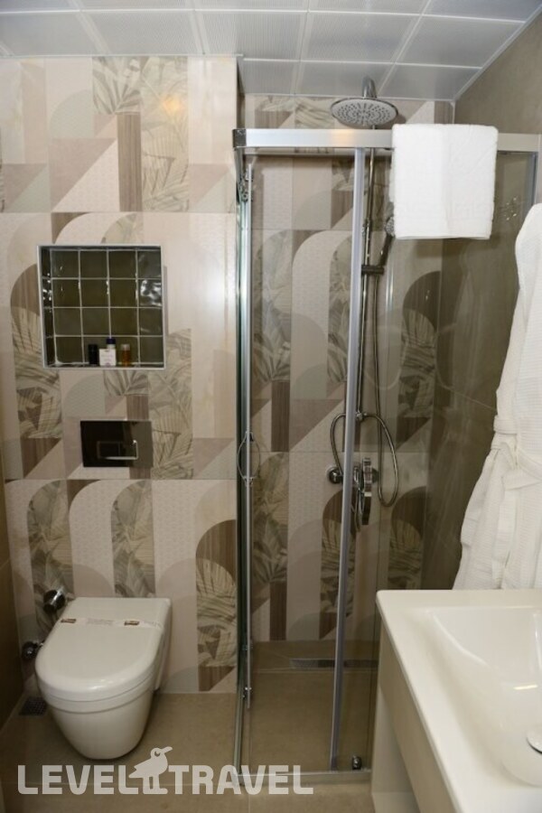 фотографии номера Стандартный с балконом отеля Rose Garden Premium (Ex. Larissa Mare Beach Hotel) в Турция(Бельдиби) - фото №9