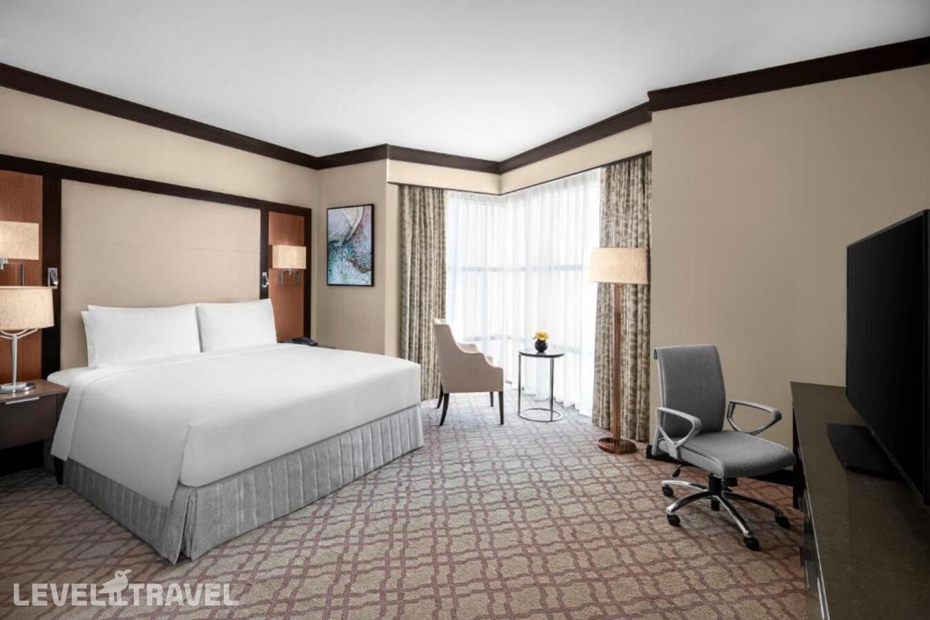 фотографии номера Четырёхместный люкс с видом на Харам Presidential отеля Doubletree By Hilton Makkah Jabal Omar в Саудовская Аравия(Мекка) - фото №3