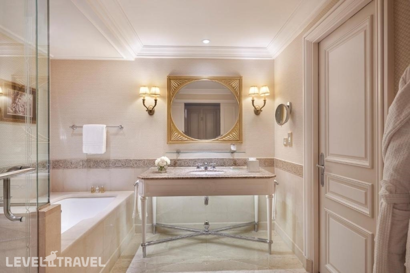фотографии номера Улучшенный с видом на город отеля Four Seasons Hotel Alexandria At San Stefano в Египет(Александрия) - фото №4
