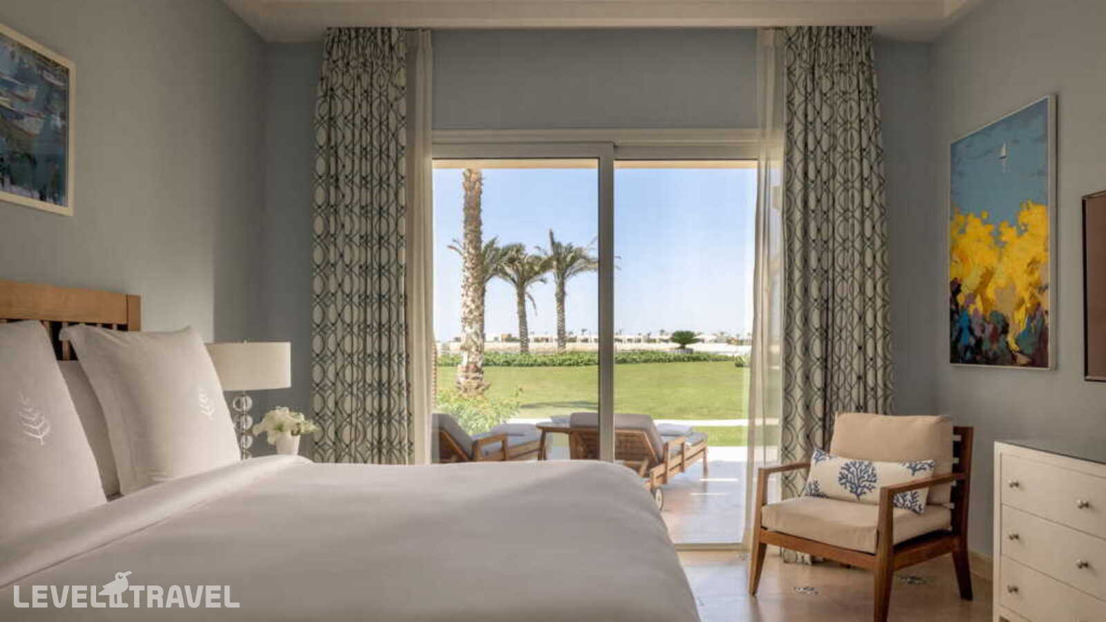 фотографии номера Beach Suite c 1 спальней отеля Four Seasons Hotel Alexandria At San Stefano в Египет(Александрия) - фото №2