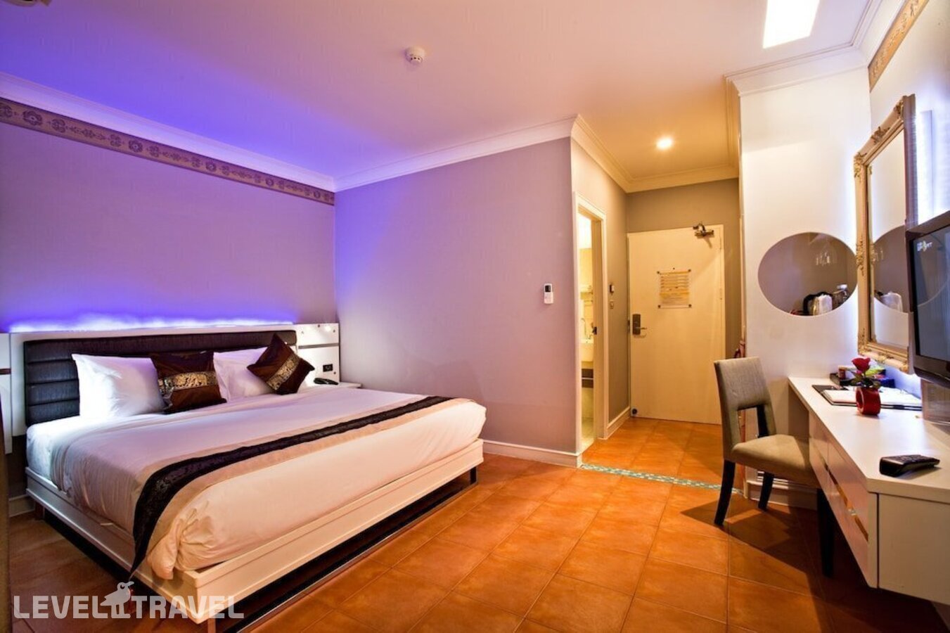фотографии номера Улучшенный номер отеля C&N Hotel Patong в Таиланд(Патонг Бич) - фото №9