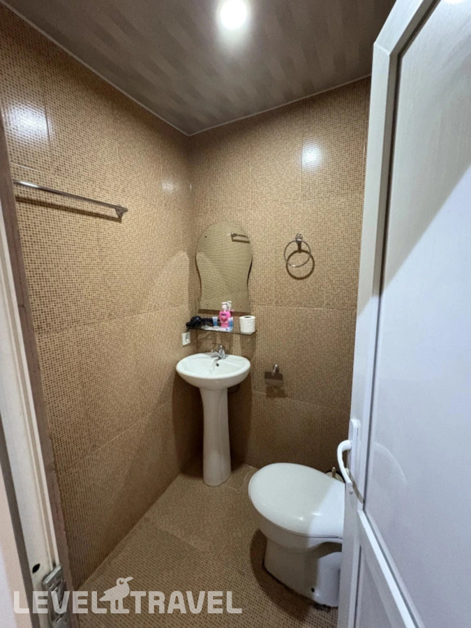 фотографии номера Стандартный (две односпальные кровати) отеля Chill Out Hotel в Грузия(Цхалтубо) - фото №4