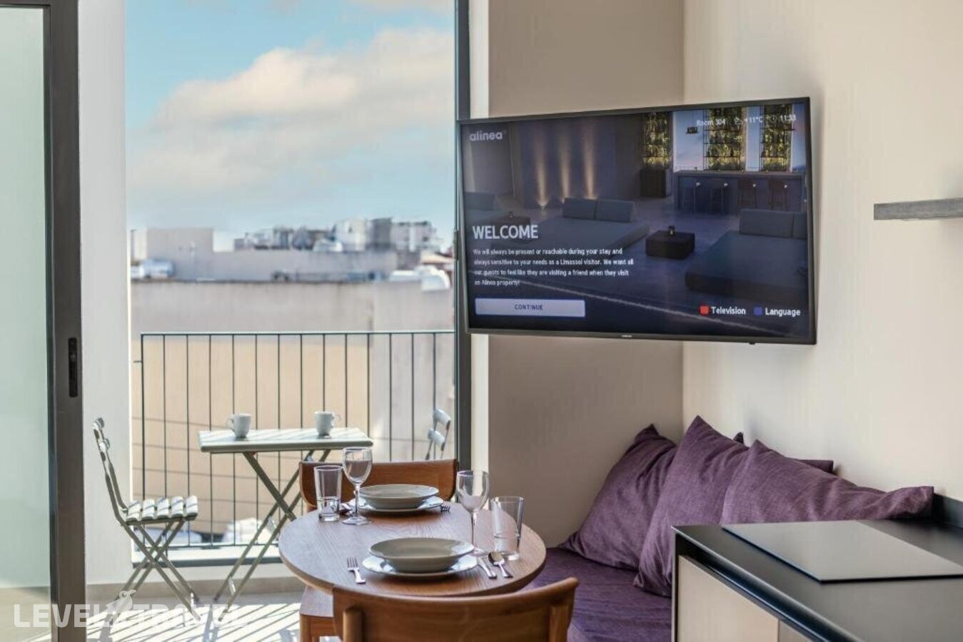 фотографии номера Люкс роскошный отеля Alinea Suites Limassol Center в Кипр(Лимасол) - фото №26