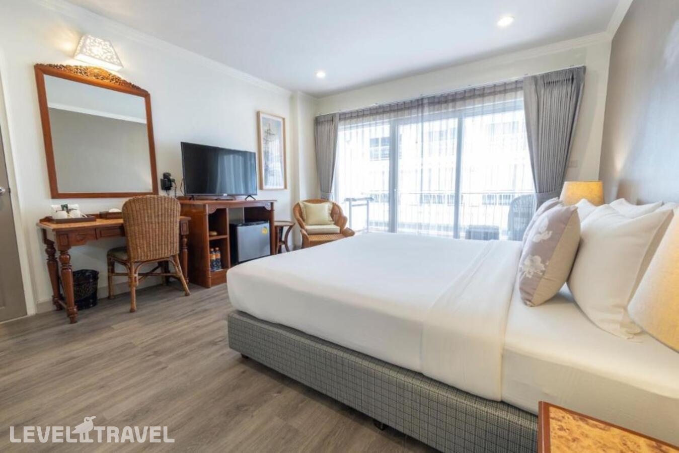 фотографии номера Семейный с видом на бассейн отеля Sabai Wing Hotel в Таиланд(Центральная Паттайя) - фото №3