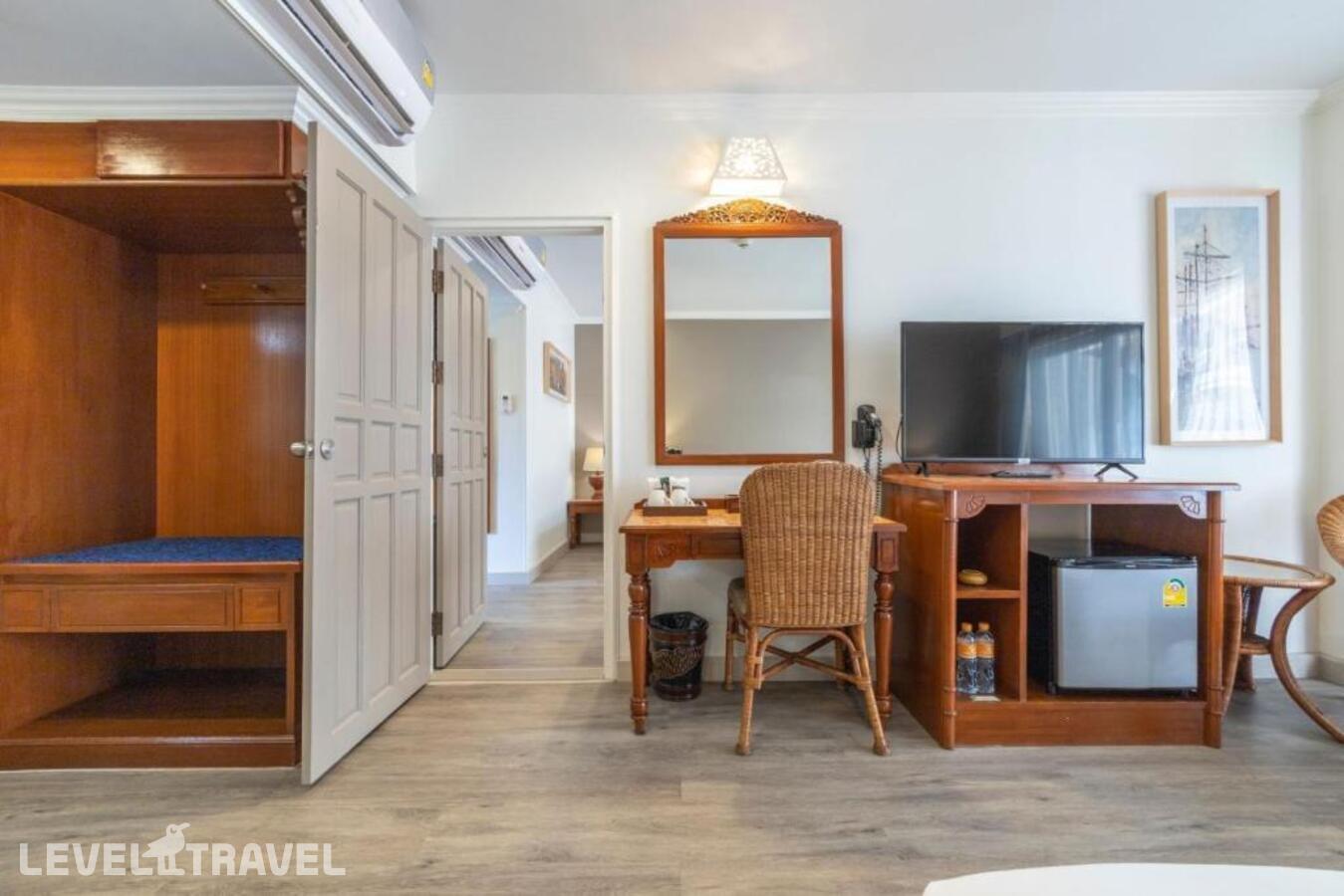 фотографии номера Семейный с видом на бассейн отеля Sabai Wing Hotel в Таиланд(Центральная Паттайя) - фото №6