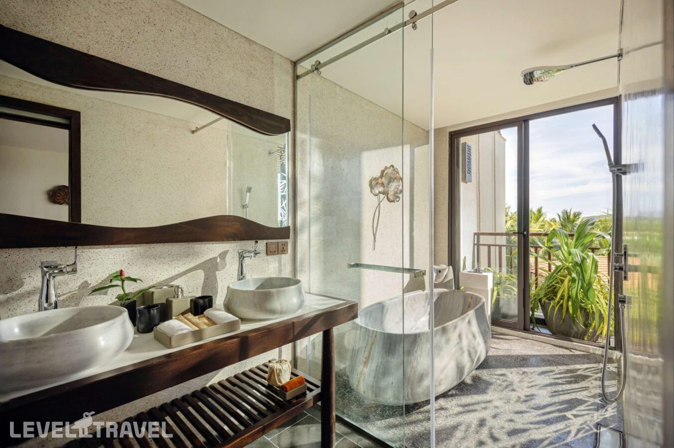 фотографии номера Делюкс с видом на сад с тематической детской (отдельные кровати) отеля Amiana Resort Nha Trang в Вьетнам(Нячанг) - фото №7