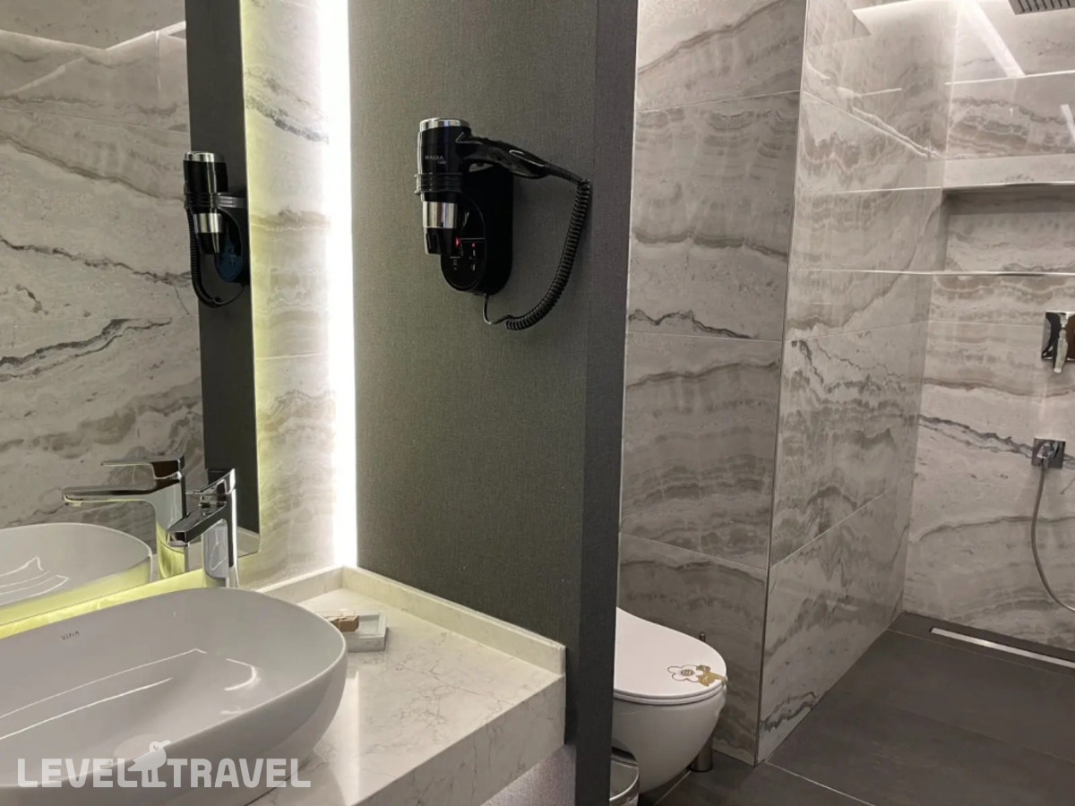 фотографии номера Двухместный номер Standard (Annex Building) двуспальная кровать отеля Vital Hotel Fulya в Турция(Шишли) - фото №8