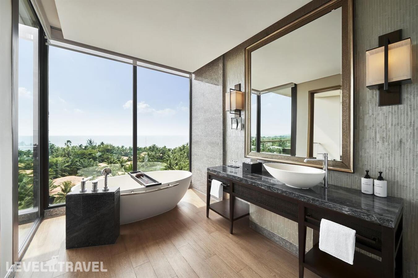 фотографии номера Классический с видом на океан отеля Intercontinental Phu Quoc Long Beach Resort в Вьетнам(Фукуок) - фото №3