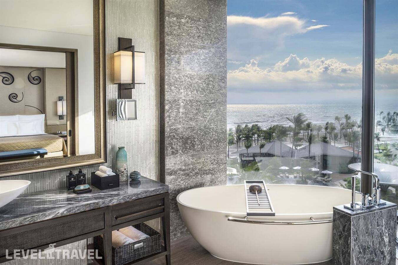 фотографии номера Классический с видом на океан отеля Intercontinental Phu Quoc Long Beach Resort в Вьетнам(Фукуок) - фото №4