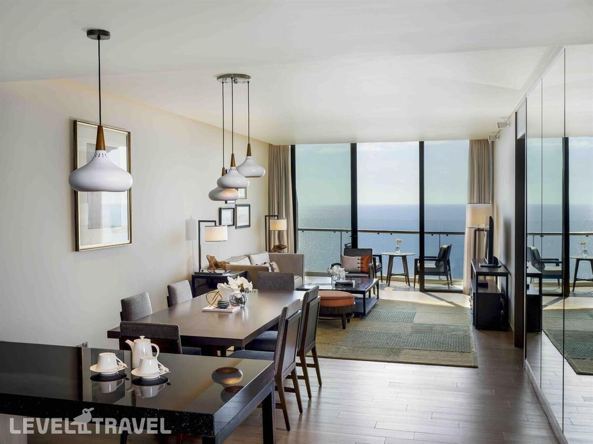 фотографии номера Резиденция с видом на океан (3 спальни) отеля Intercontinental Phu Quoc Long Beach Resort в Вьетнам(Фукуок) - фото №7
