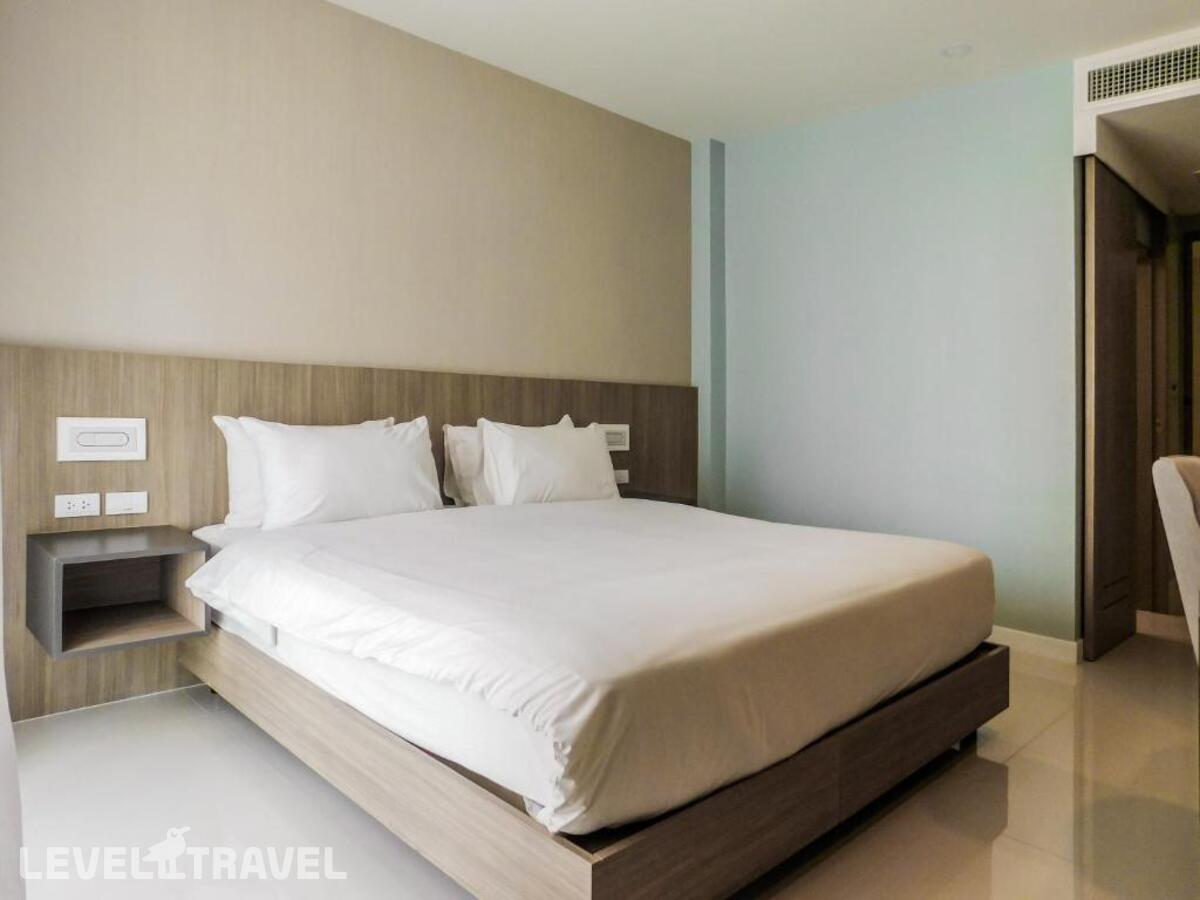 фотографии номера Улучшенный номер отеля Grace Patong Hotel в Таиланд(Патонг Бич) - фото №3