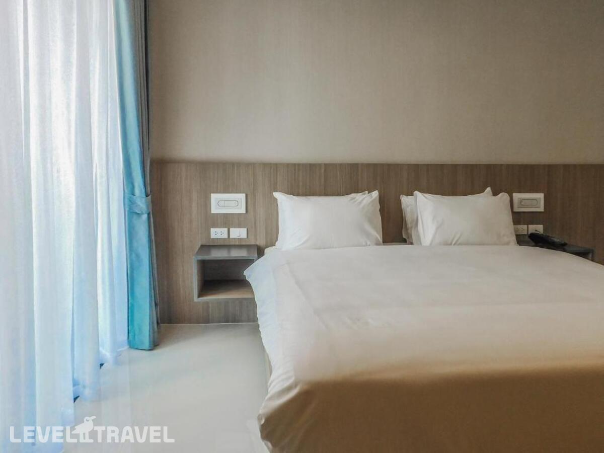 фотографии номера Улучшенный номер отеля Grace Patong Hotel в Таиланд(Патонг Бич) - фото №7