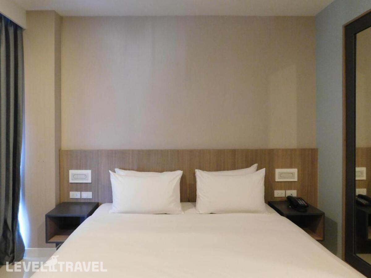 фотографии номера Улучшенный номер отеля Grace Patong Hotel в Таиланд(Патонг Бич) - фото №6