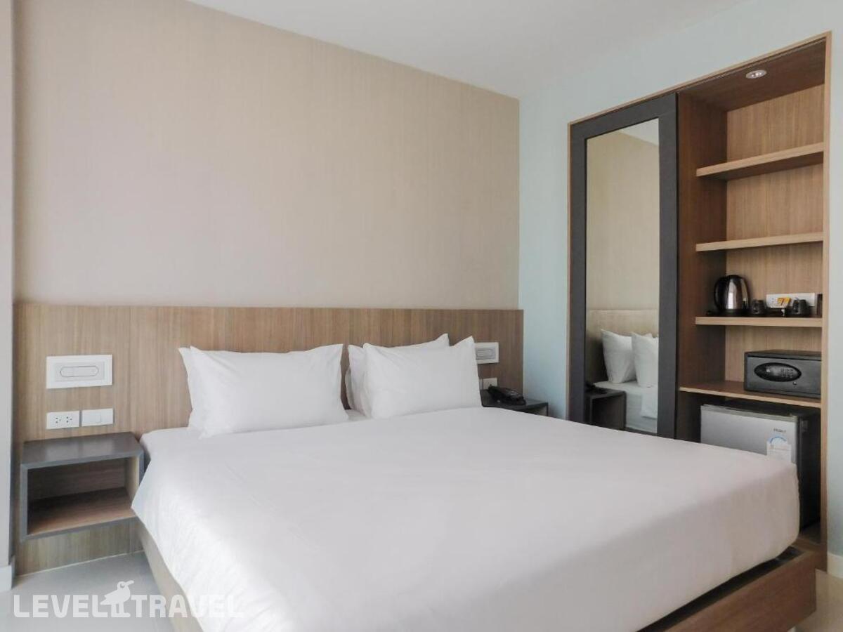 фотографии номера Улучшенный номер отеля Grace Patong Hotel в Таиланд(Патонг Бич) - фото №10