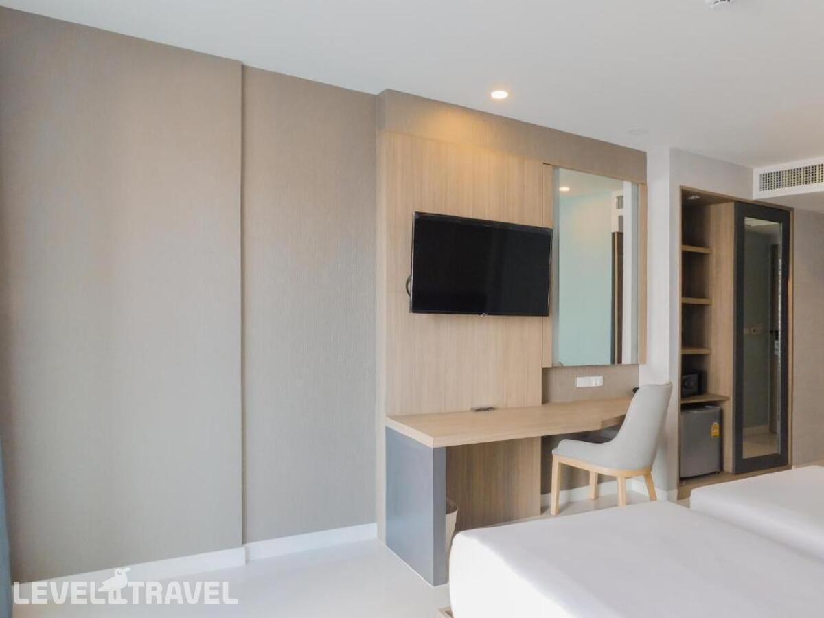 фотографии номера Делюкс (две односпальные кровати) отеля Grace Patong Hotel в Таиланд(Патонг Бич) - фото №2