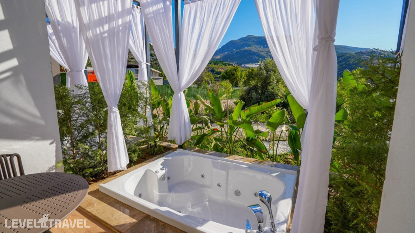 Двухместный номер Jacuzzi Standard двуспальная кровать — фото 8