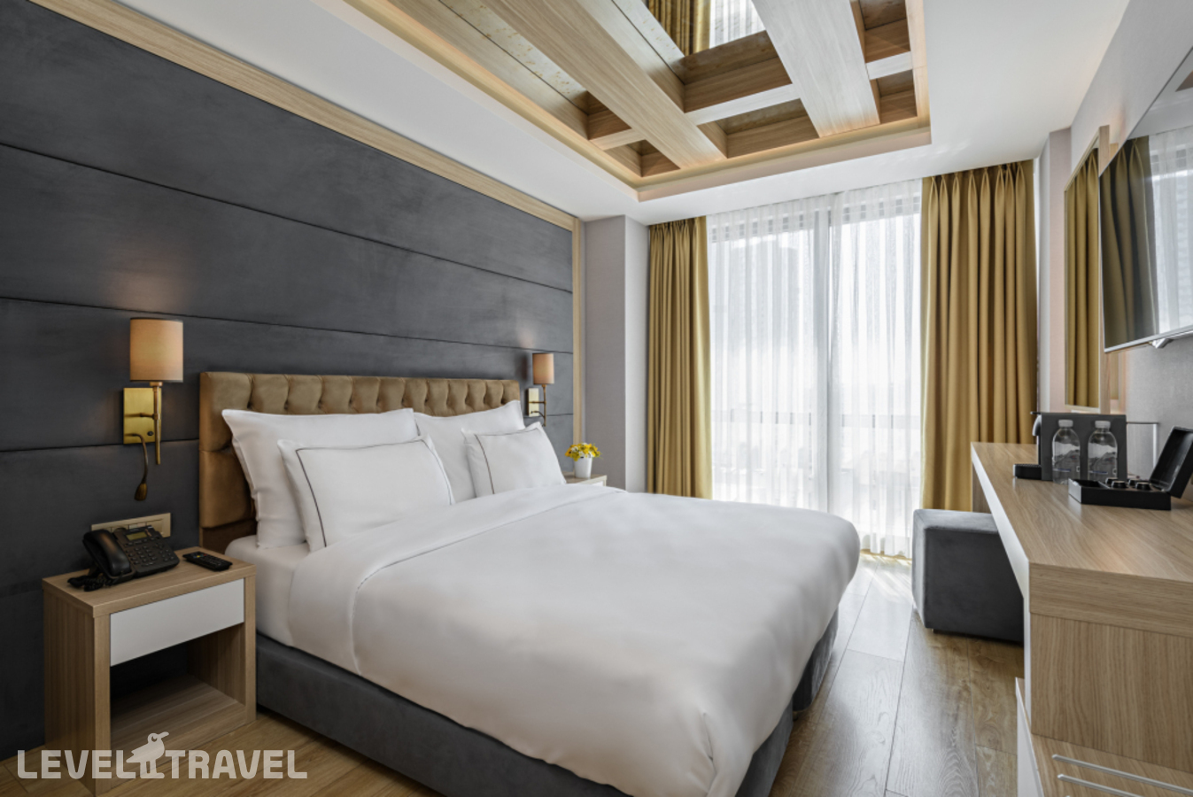 фотографии номера Улучшенный с видом на город отеля Febor İstanbul Bomonti Hotel & Spa в Турция(Бомонти) - фото №1