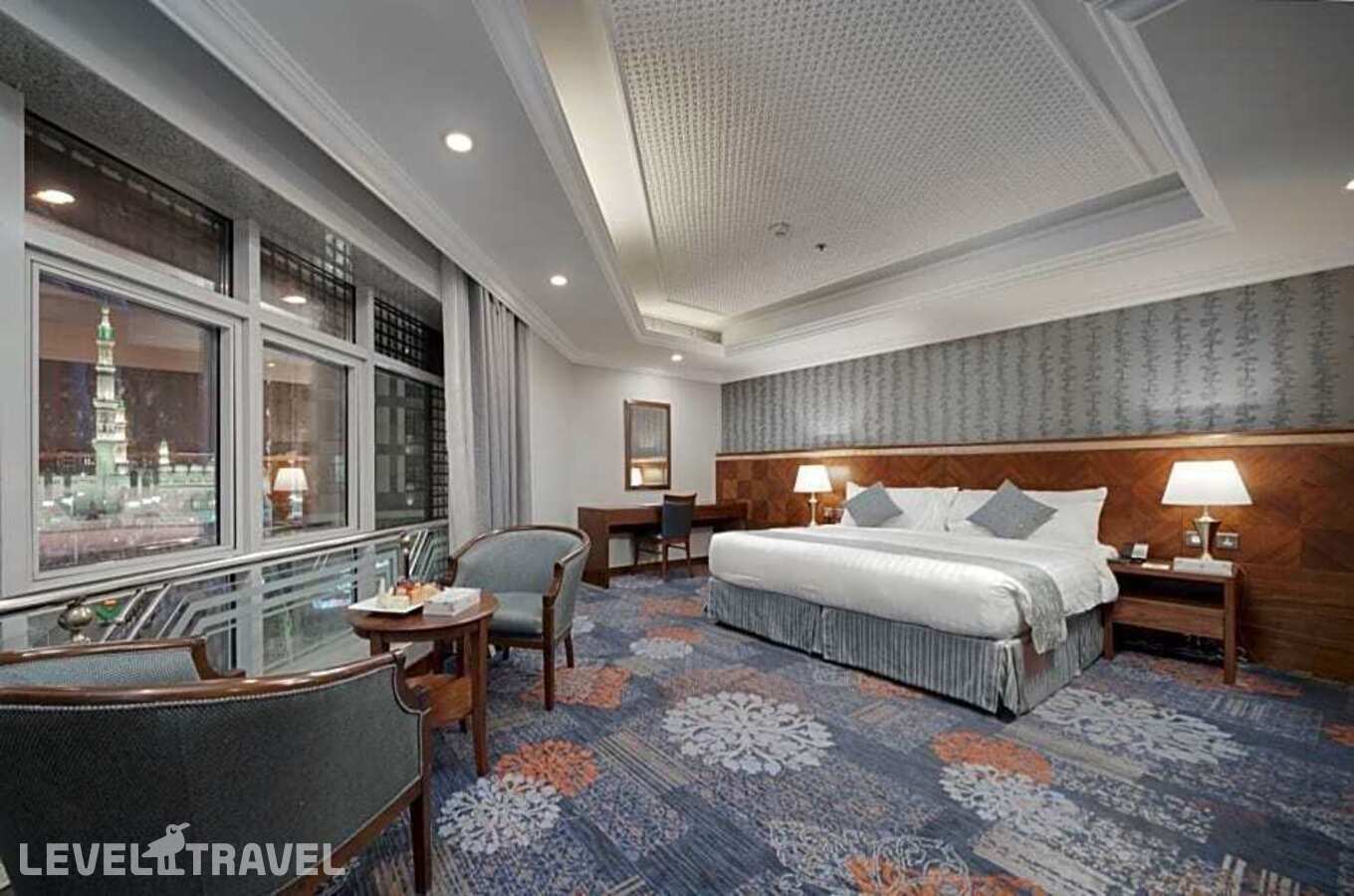 фотографии номера Люкс Haram view с 3 комнатами отеля Maden Hotel в Саудовская Аравия(Медина) - фото №9