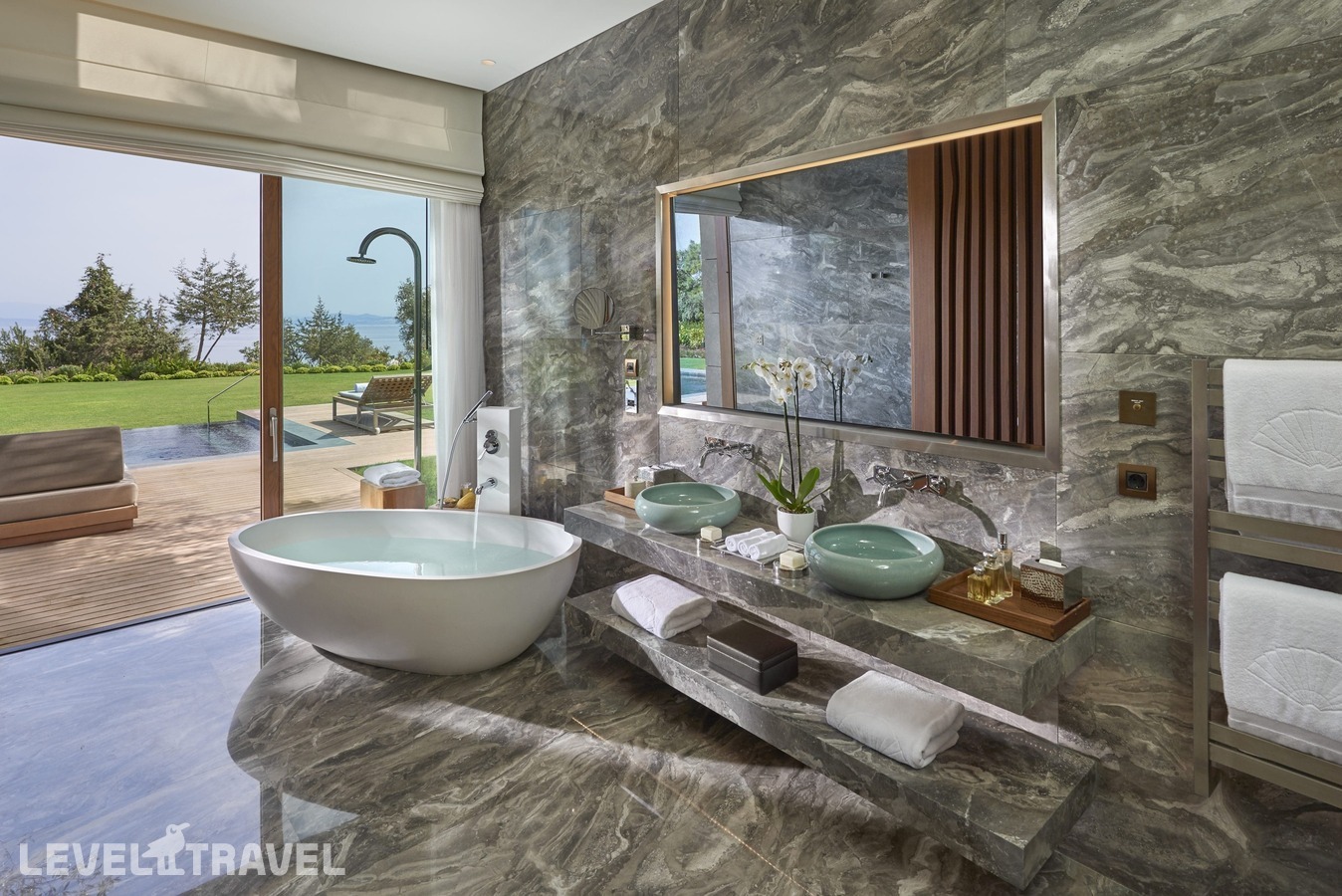 фотографии номера Вилла на пляже (3 спальни) отеля Mandarin Oriental Bodrum в Турция(Гёлькёй) - фото №2