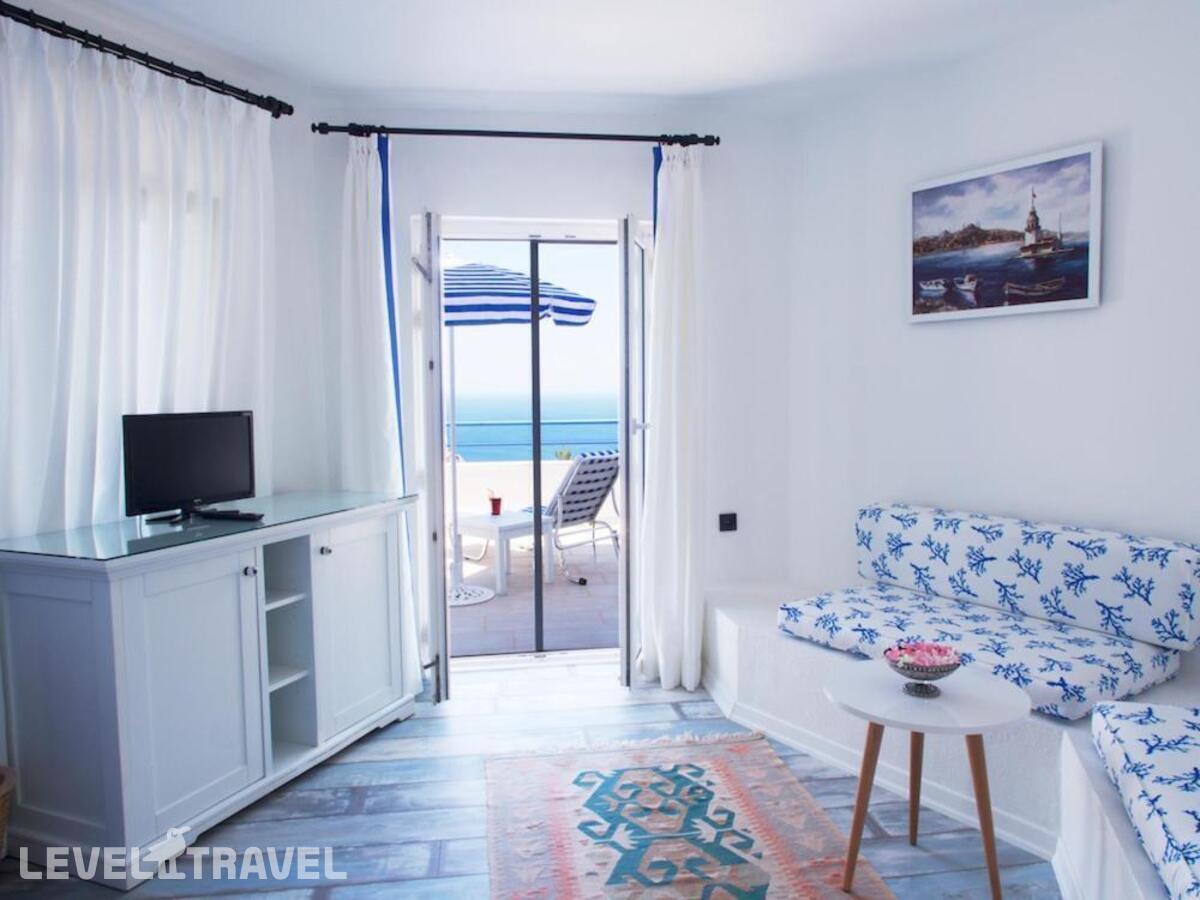 фотографии номера Люкс роскошный отеля Lavanta Boutique Hotel в Турция(Турунч) - фото №5
