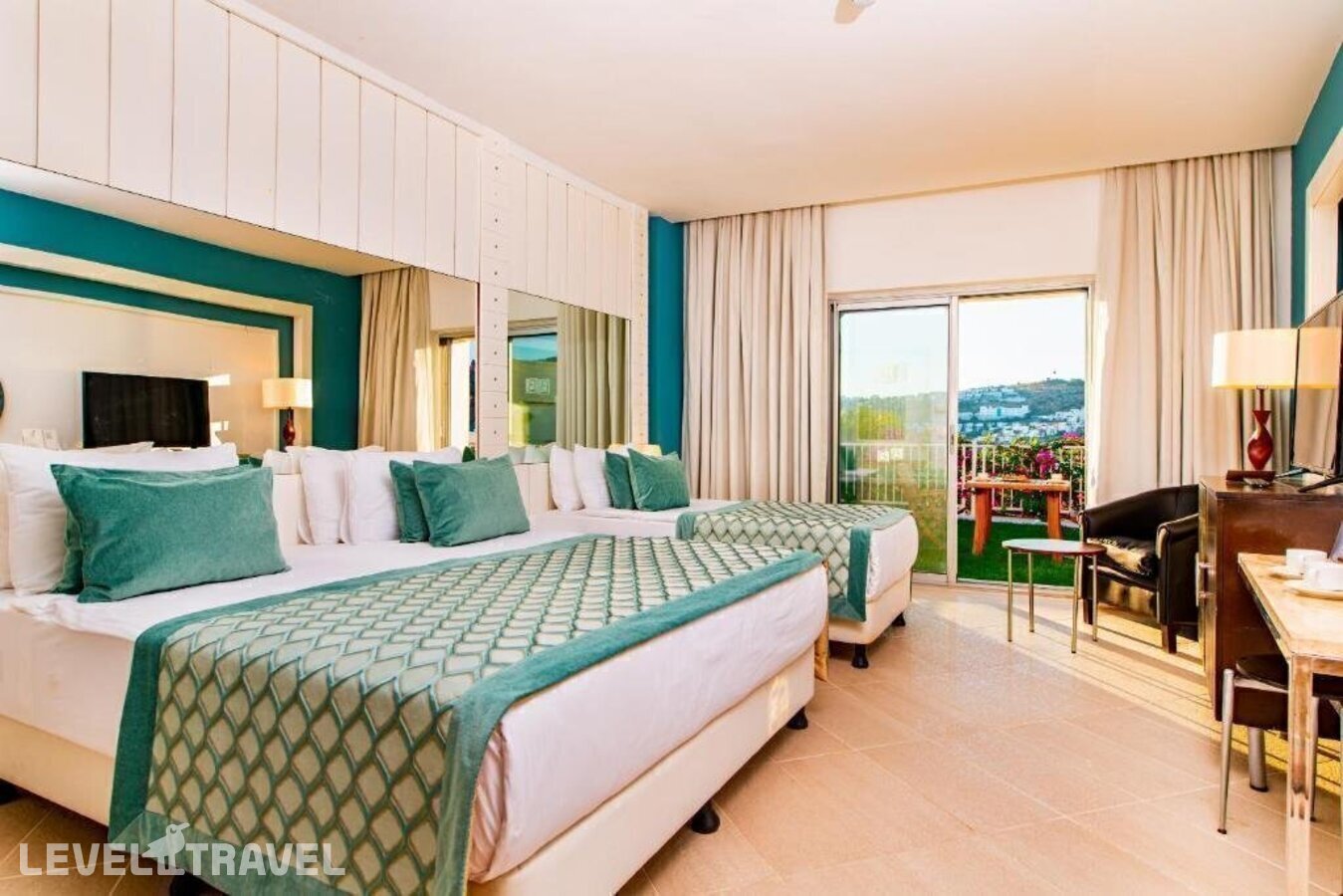 фотографии номера Делюкс с видом на море отеля Baia Bodrum Hotel в Турция(Гюндоган) - фото №3