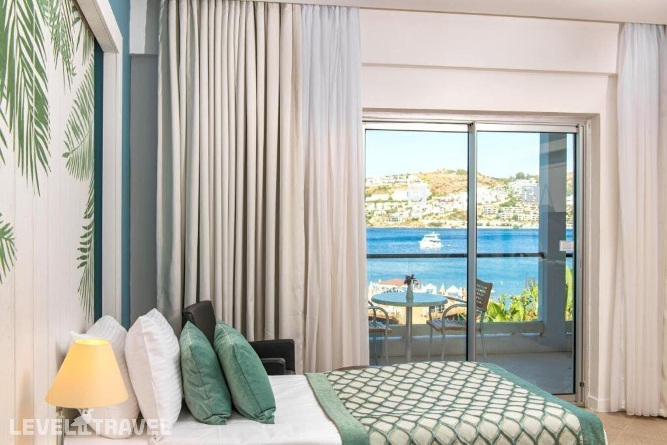 фотографии номера Делюкс с видом на море отеля Baia Bodrum Hotel в Турция(Гюндоган) - фото №10