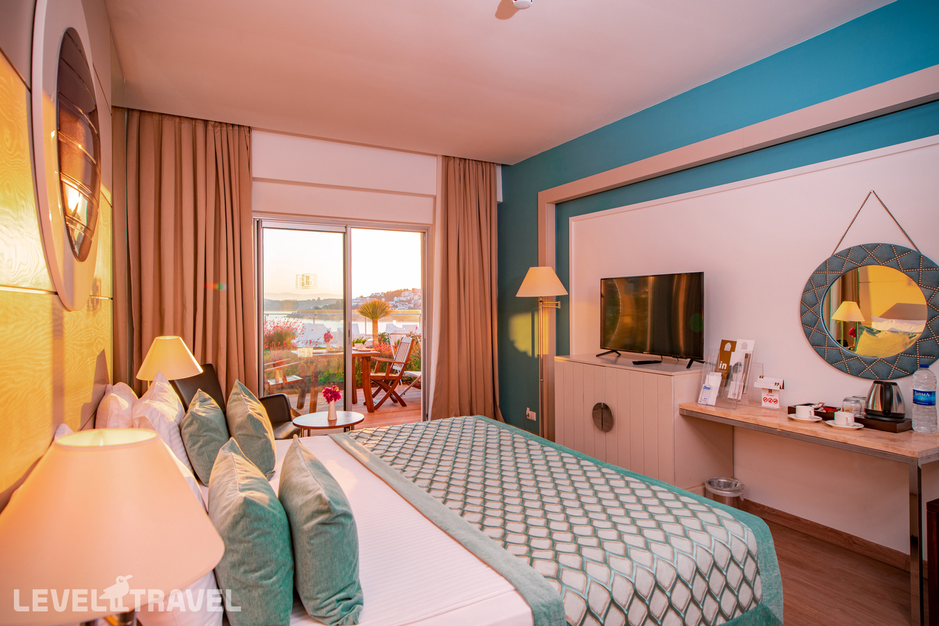 фотографии номера Делюкс с деревянной террасой отеля Baia Bodrum Hotel в Турция(Гюндоган) - фото №5