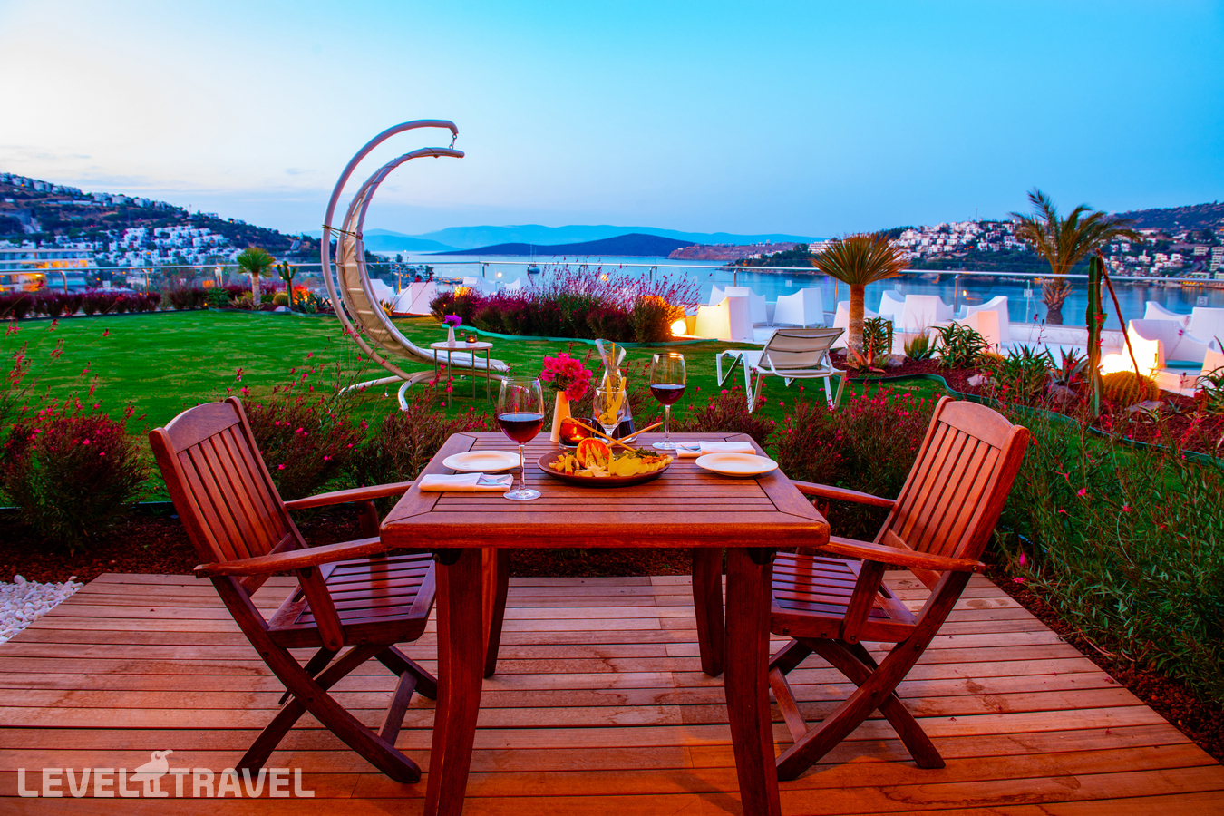 фотографии номера Делюкс с деревянной террасой отеля Baia Bodrum Hotel в Турция(Гюндоган) - фото №2