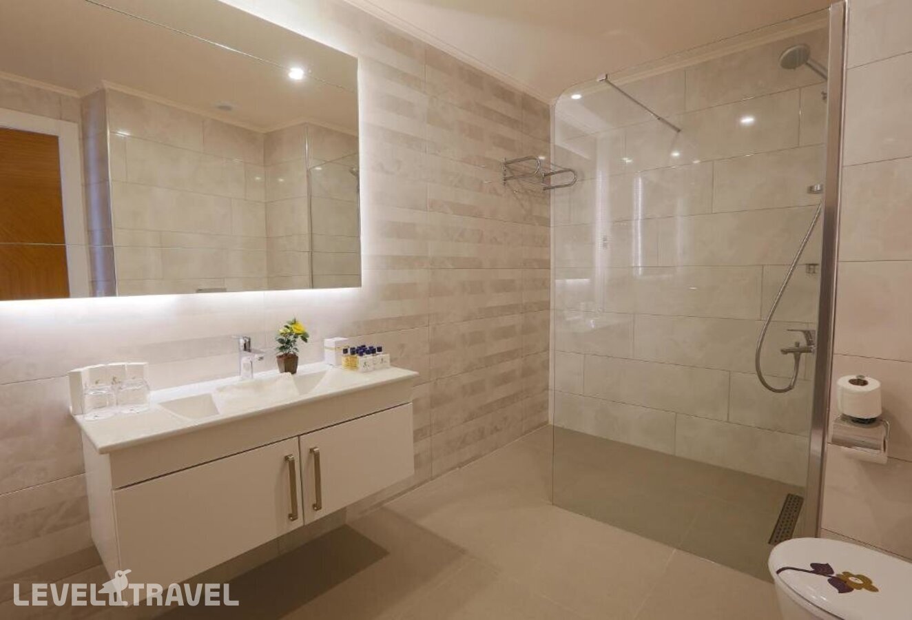фотографии номера Люкс роскошный с видом на море отеля Xoria Deluxe Hotel в Турция(Паяллар) - фото №10