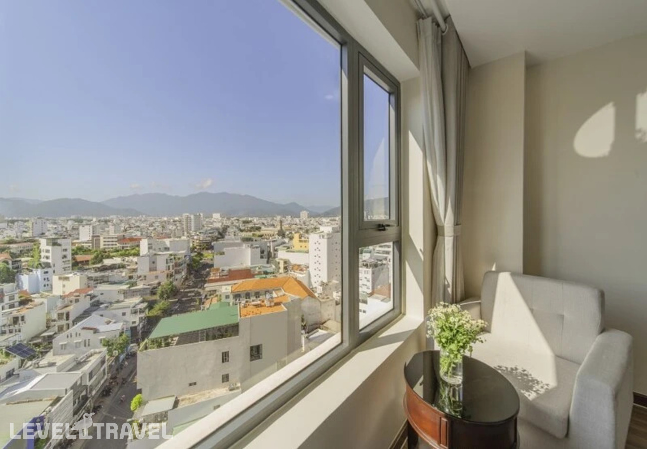 фотографии номера Двухместный номер Premier Deluxe двуспальная кровать отеля Florida Hotel Nha Trang в Вьетнам(Нячанг) - фото №5