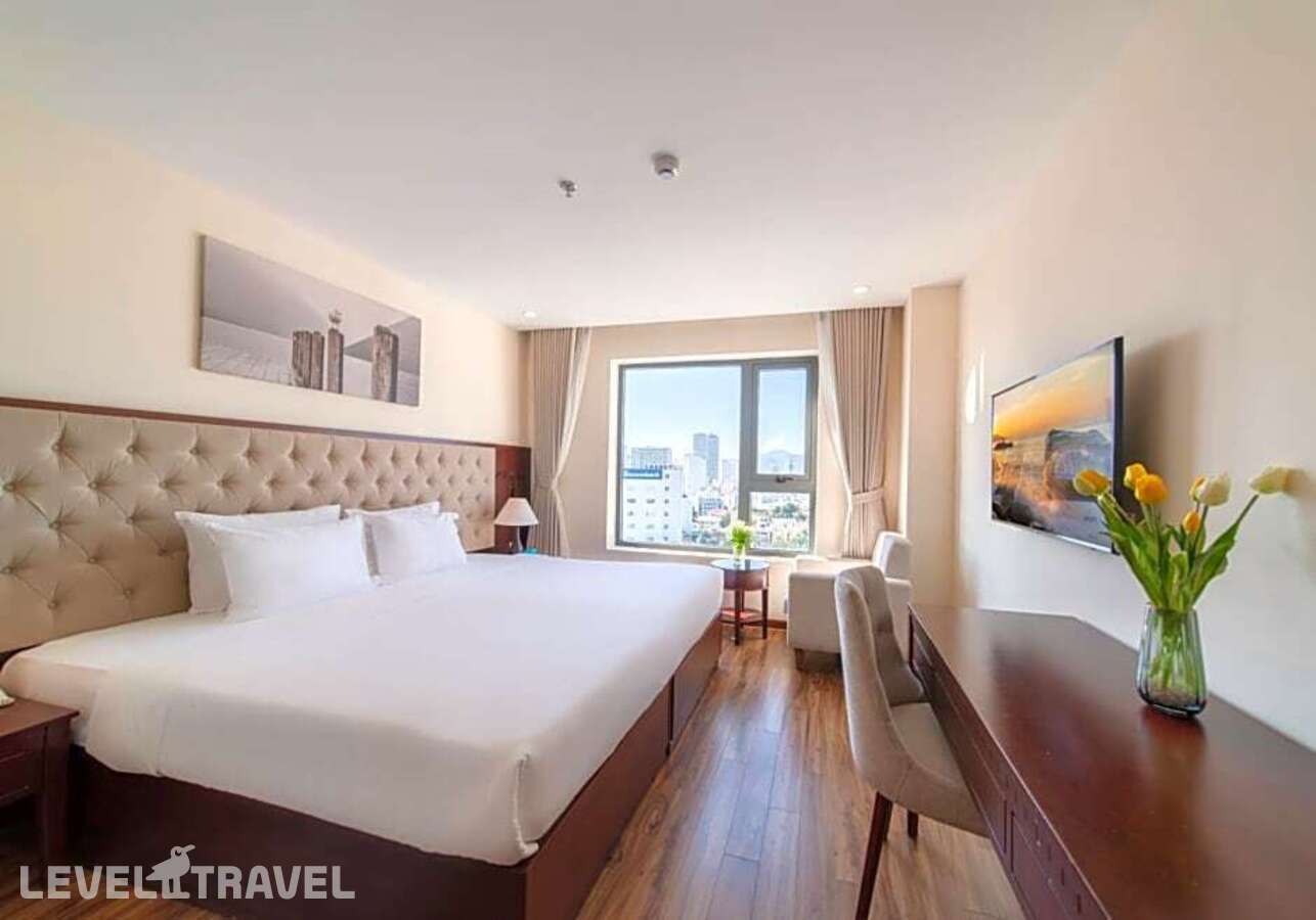 фотографии номера Двухместный номер Premier Deluxe двуспальная кровать отеля Florida Hotel Nha Trang в Вьетнам(Нячанг) - фото №4