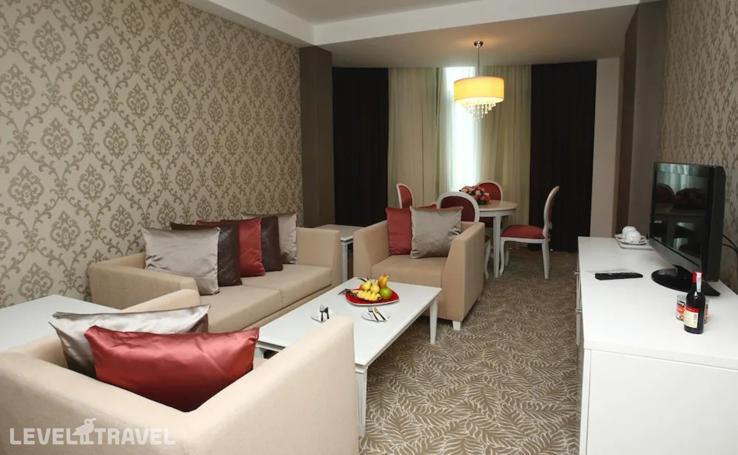 фотографии номера Полулюкс отеля Qafqaz Baku City Hotel & Residences в Азербайджан(Баку) - фото №4