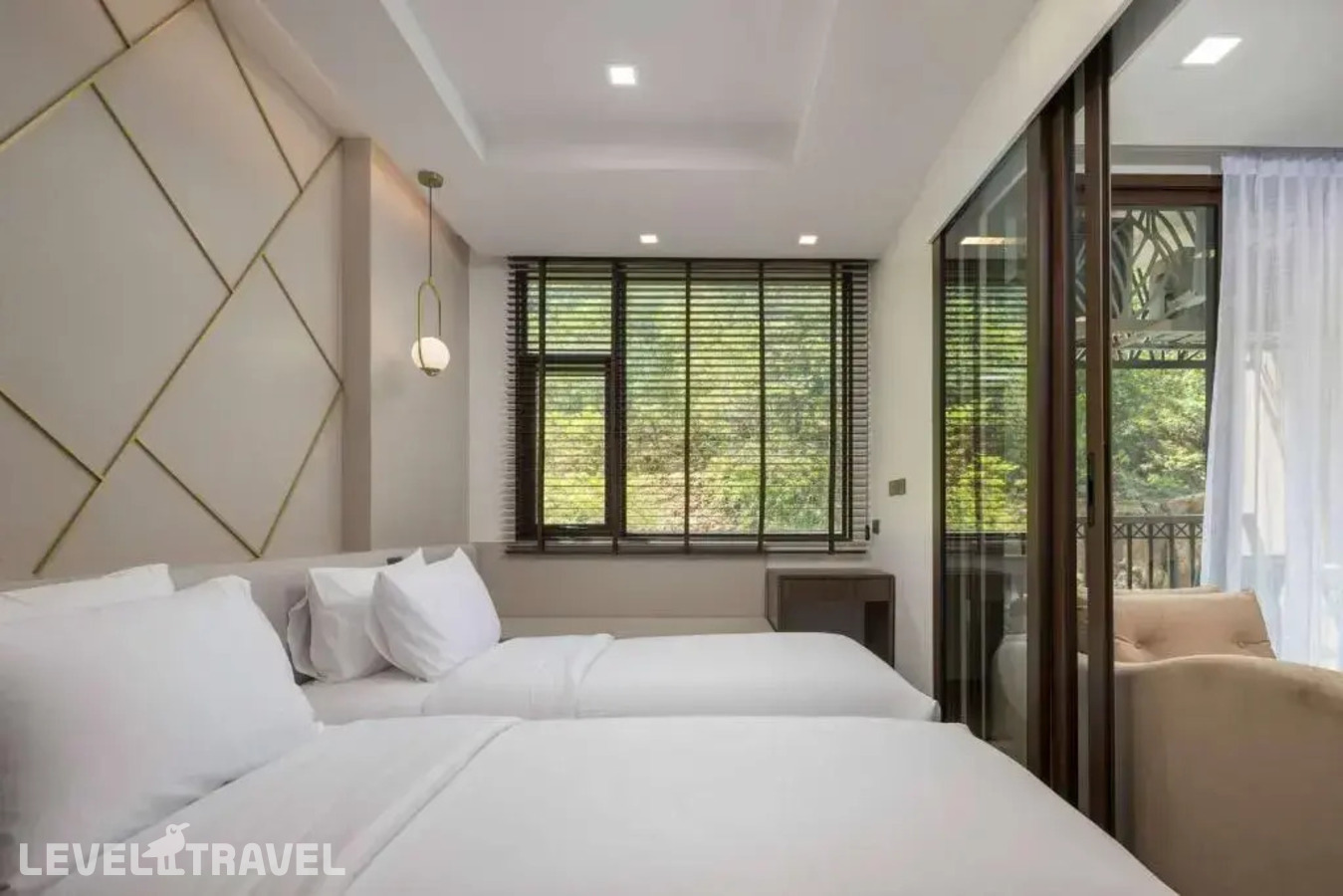 фотографии номера Делюкс (две односпальные кровати) отеля The Proud Karon Beach Phuket Trademark Collection By Wyndham в Таиланд(Карон Бич) - фото №3