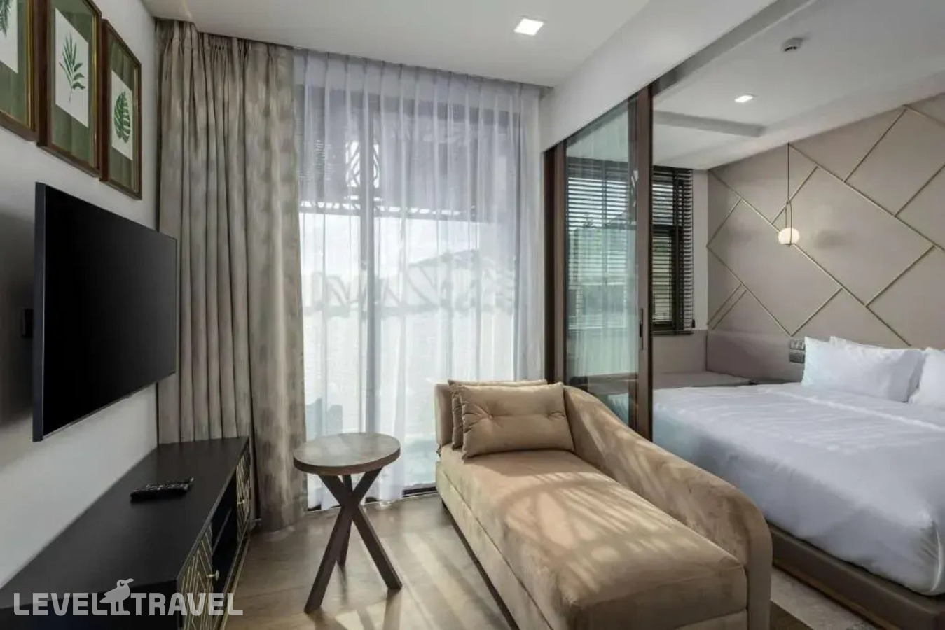 фотографии номера Номер Премьер отеля The Proud Karon Beach Phuket Trademark Collection By Wyndham в Таиланд(Карон Бич) - фото №13