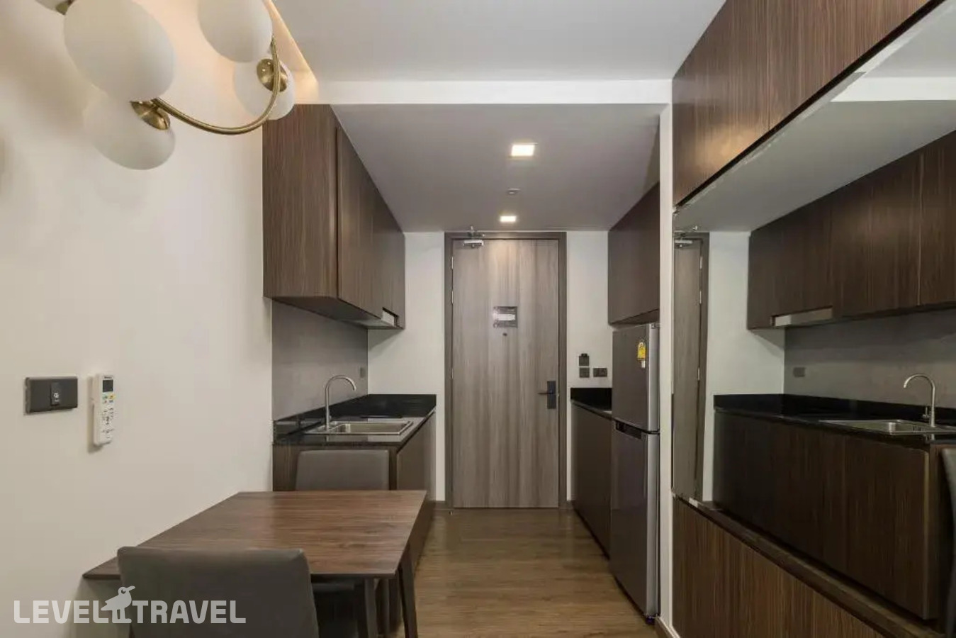 фотографии номера Премьер (две односпальные кровати) отеля The Proud Karon Beach Phuket Trademark Collection By Wyndham в Таиланд(Карон Бич) - фото №12