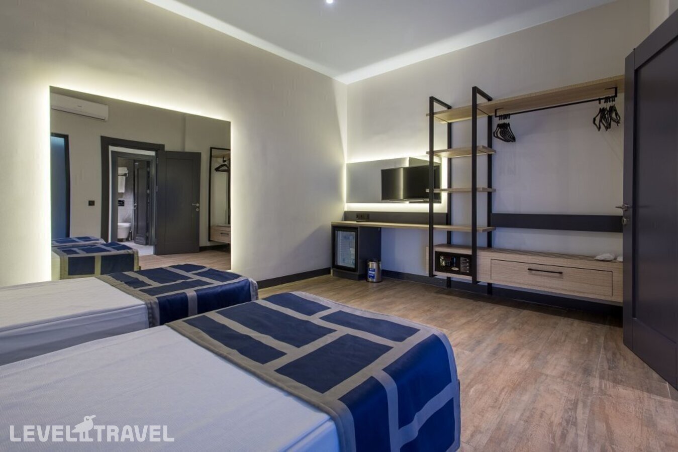 фотографии номера Семейный номер отеля Noxinn Deluxe Hotel в Турция(Конаклы) - фото №6