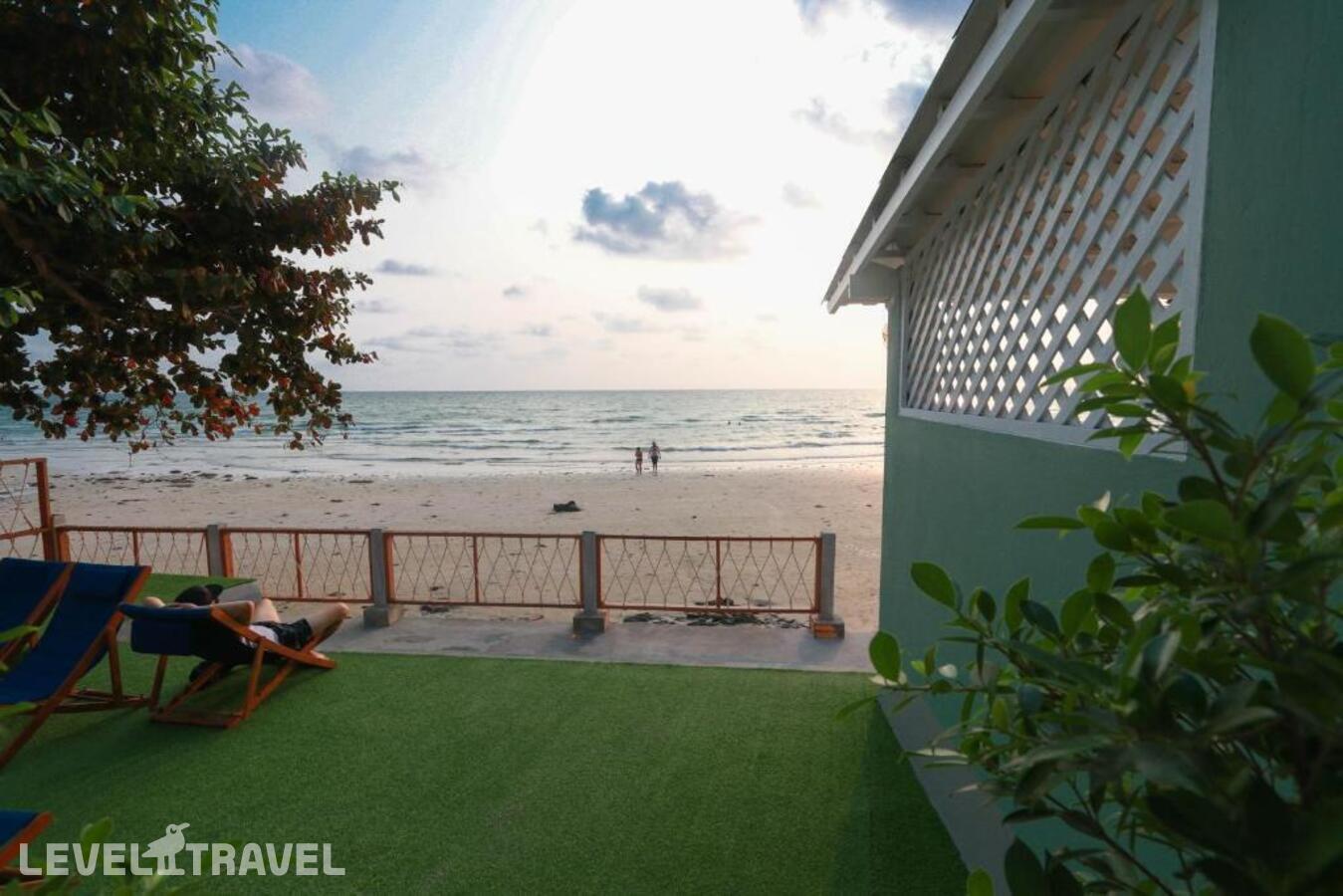 фотографии номера Трехместный улучшенный отеля Banpu Koh Chang в Таиланд(Уайт Сэнд Бич) - фото №12
