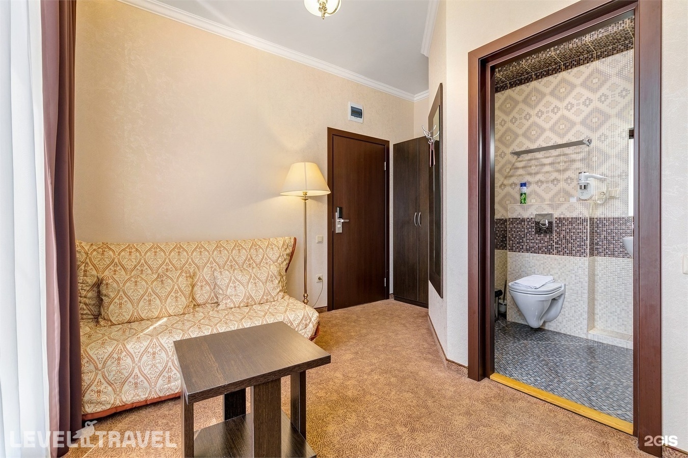 фотографии номера Делюкс отеля Оскар Отель (Oskar Hotel) в Россия(Геленджик) - фото №4