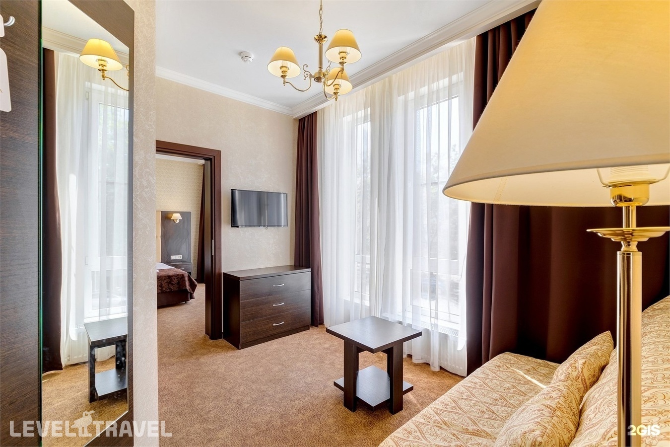 фотографии номера Делюкс отеля Оскар Отель (Oskar Hotel) в Россия(Геленджик) - фото №3