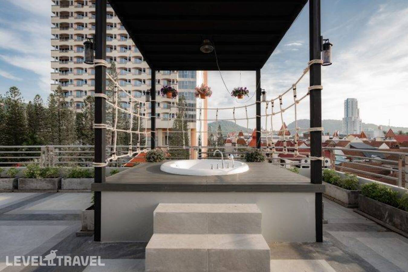 фотографии номера Представительский люкс Royal (2 спальни) отеля The Royal Paradise Hotel & Spa в Таиланд(Патонг Бич) - фото №6