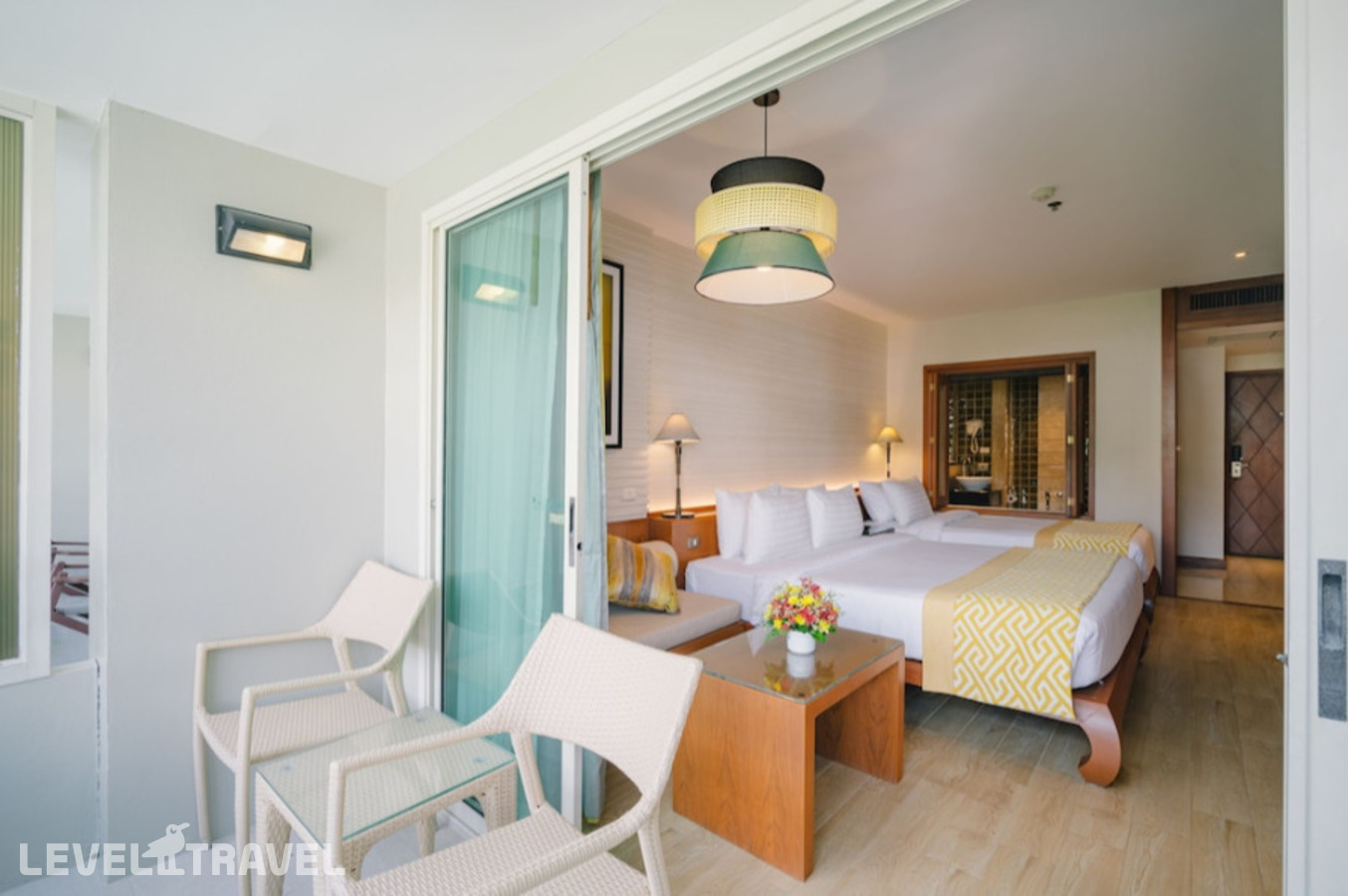 фотографии номера Делюкс, крыло Royal (отдельные кровати) отеля The Royal Paradise Hotel & Spa в Таиланд(Патонг Бич) - фото №6