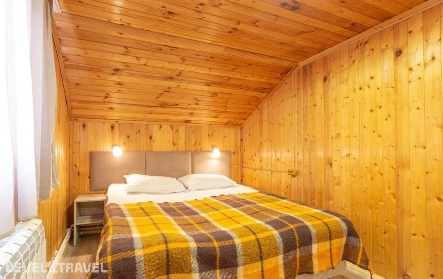 фотографии номера Шестиместное шале премиум отеля Allure Lodge в Россия(Архыз) - фото №1