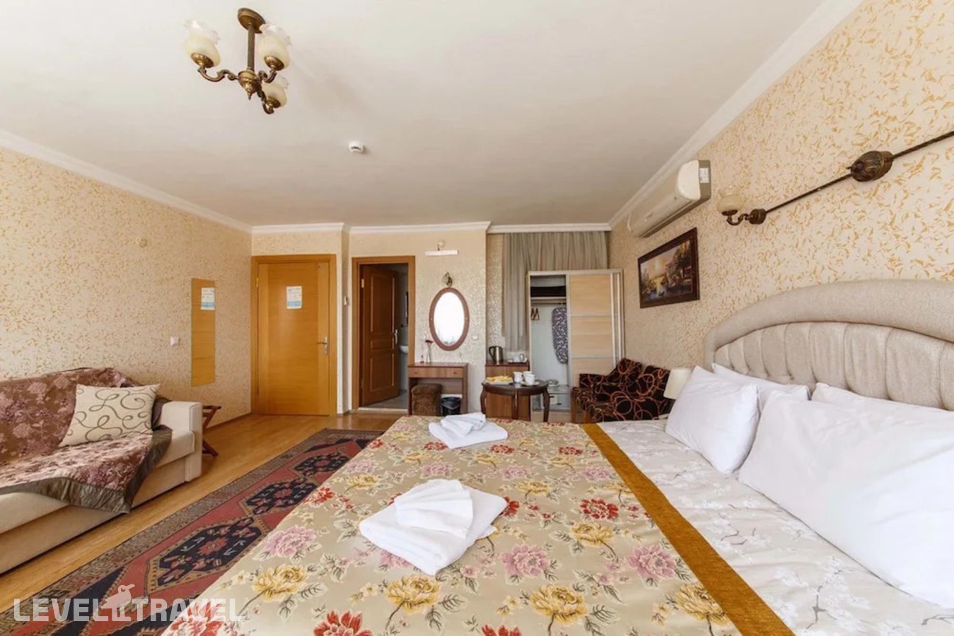 фотографии номера Четырёхместный номер с видом на море отеля Ipekyolu Hotel в Турция(Султанахмет) - фото №23