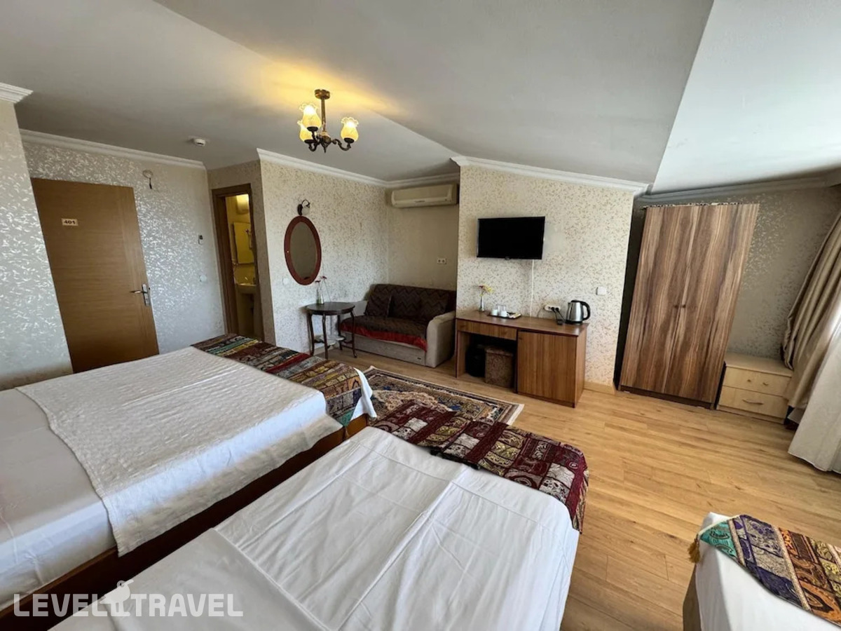 фотографии номера Четырёхместный номер с видом на море отеля Ipekyolu Hotel в Турция(Султанахмет) - фото №4