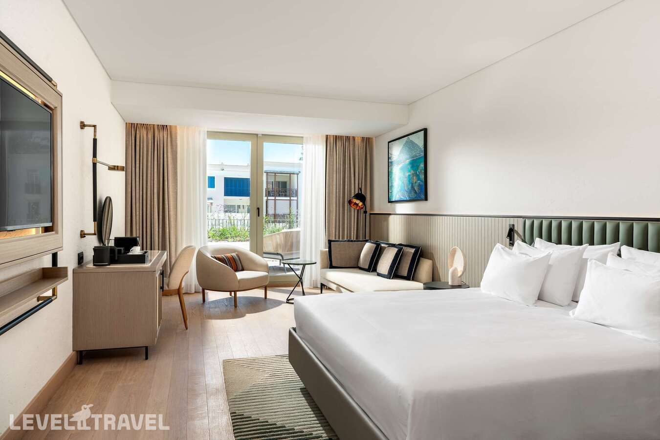 фотографии номера Улучшенный с балконом отеля Radisson Collection Bodrum в Турция(Акьярлар) - фото №1