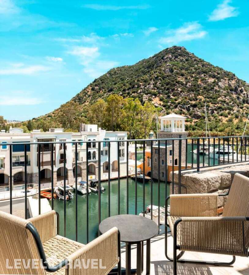 фотографии номера Люкс с видом на море отеля Radisson Collection Bodrum в Турция(Акьярлар) - фото №30